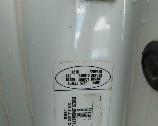 Белый Рено Меган, объемом двигателя 1.46 л и пробегом 213 тыс. км за 6800 $, фото 17 на Automoto.ua