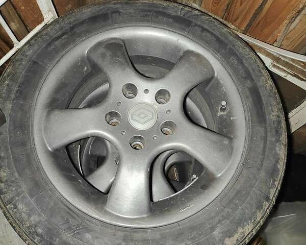 Белый Рено Меган, объемом двигателя 1.5 л и пробегом 207 тыс. км за 6700 $, фото 16 на Automoto.ua