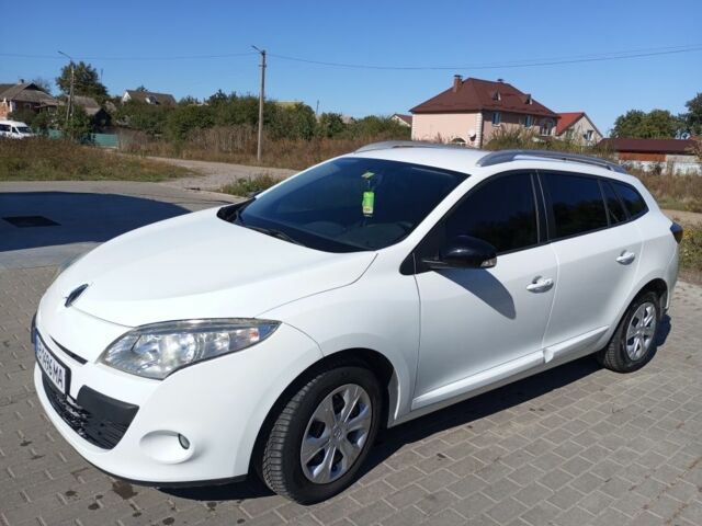 Білий Рено Меган, об'ємом двигуна 1.5 л та пробігом 325 тис. км за 6800 $, фото 3 на Automoto.ua