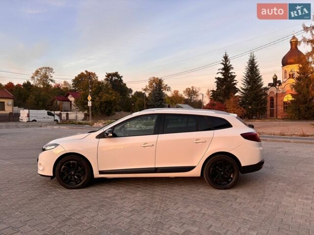 Белый Рено Меган, объемом двигателя 1.6 л и пробегом 201 тыс. км за 6450 $, фото 4 на Automoto.ua