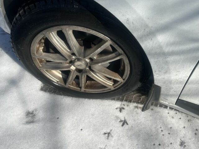 Белый Рено Меган, объемом двигателя 1.6 л и пробегом 245 тыс. км за 7100 $, фото 3 на Automoto.ua