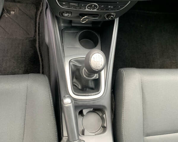 Белый Рено Меган, объемом двигателя 1.5 л и пробегом 221 тыс. км за 7200 $, фото 29 на Automoto.ua