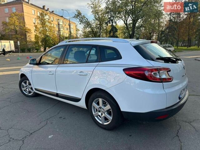 Белый Рено Меган, объемом двигателя 1.5 л и пробегом 164 тыс. км за 7500 $, фото 4 на Automoto.ua