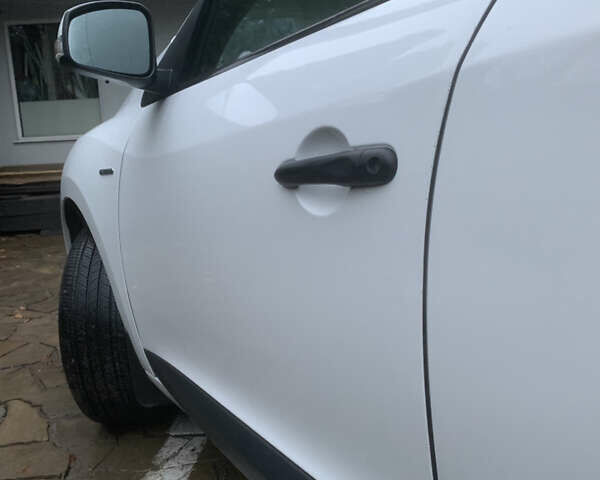 Белый Рено Меган, объемом двигателя 1.5 л и пробегом 255 тыс. км за 7200 $, фото 4 на Automoto.ua