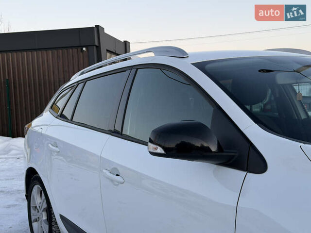 Білий Рено Меган, об'ємом двигуна 1.6 л та пробігом 202 тис. км за 7150 $, фото 26 на Automoto.ua