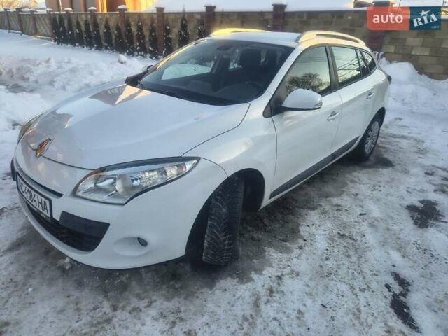 Белый Рено Меган, объемом двигателя 1.6 л и пробегом 193 тыс. км за 6300 $, фото 2 на Automoto.ua