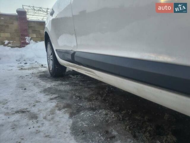 Белый Рено Меган, объемом двигателя 1.6 л и пробегом 193 тыс. км за 6300 $, фото 10 на Automoto.ua