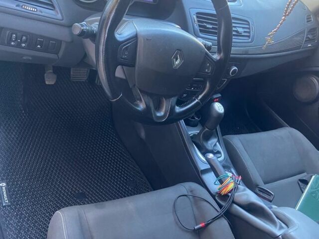 Білий Рено Меган, об'ємом двигуна 0 л та пробігом 360 тис. км за 5500 $, фото 6 на Automoto.ua