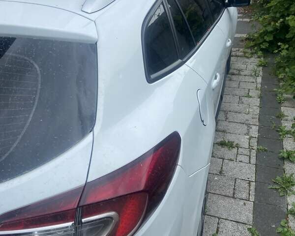 Белый Рено Меган, объемом двигателя 1.5 л и пробегом 340 тыс. км за 5500 $, фото 11 на Automoto.ua