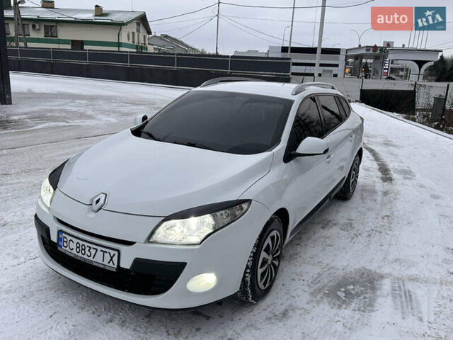 Белый Рено Меган, объемом двигателя 1.5 л и пробегом 280 тыс. км за 6900 $, фото 14 на Automoto.ua
