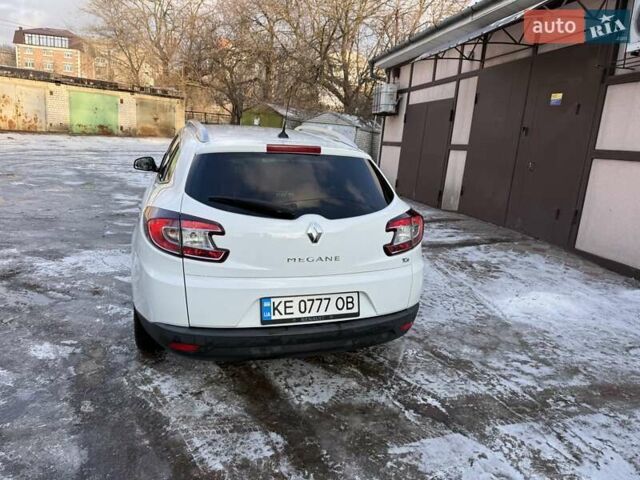 Белый Рено Меган, объемом двигателя 1.4 л и пробегом 198 тыс. км за 7400 $, фото 4 на Automoto.ua