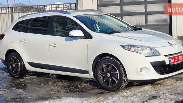 Білий Рено Меган, об'ємом двигуна 1.6 л та пробігом 200 тис. км за 8200 $, фото 14 на Automoto.ua