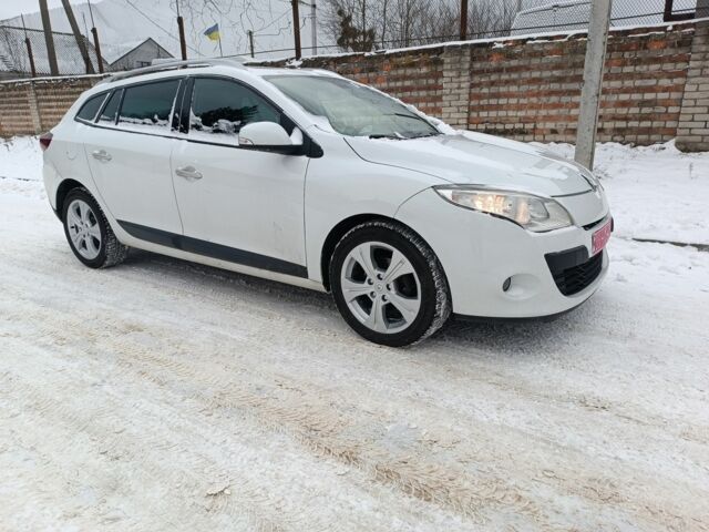 Белый Рено Меган, объемом двигателя 1.5 л и пробегом 181 тыс. км за 6500 $, фото 2 на Automoto.ua