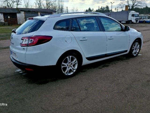 Белый Рено Меган, объемом двигателя 1.5 л и пробегом 290 тыс. км за 5300 $, фото 4 на Automoto.ua