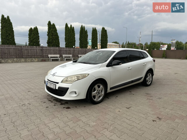 Білий Рено Меган, об'ємом двигуна 1.46 л та пробігом 274 тис. км за 6300 $, фото 8 на Automoto.ua