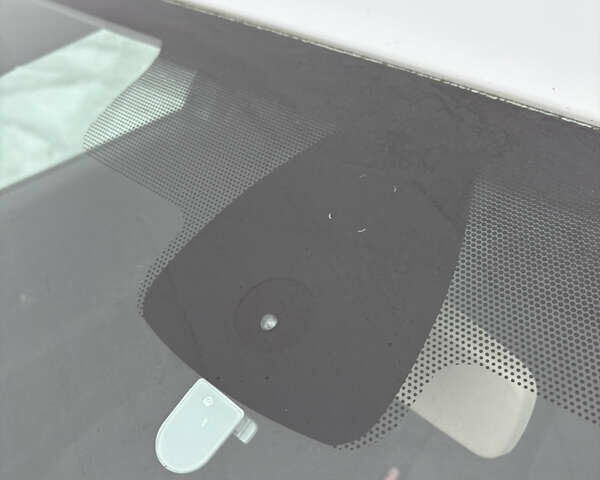 Белый Рено Меган, объемом двигателя 1.6 л и пробегом 250 тыс. км за 7000 $, фото 60 на Automoto.ua