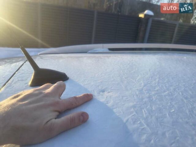 Белый Рено Меган, объемом двигателя 1.6 л и пробегом 193 тыс. км за 6300 $, фото 18 на Automoto.ua