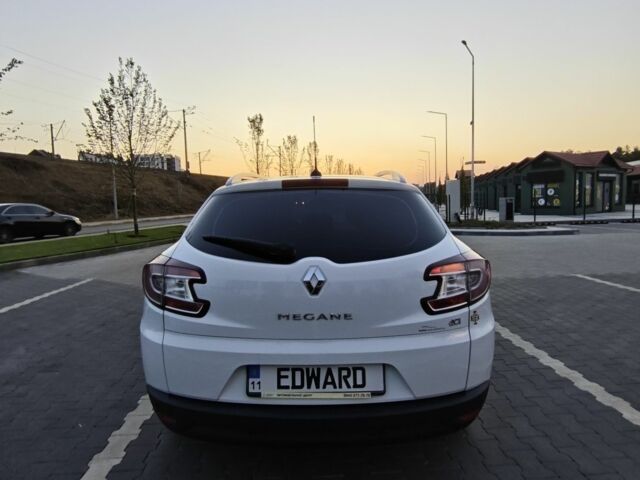 Білий Рено Меган, об'ємом двигуна 1.5 л та пробігом 360 тис. км за 6799 $, фото 5 на Automoto.ua