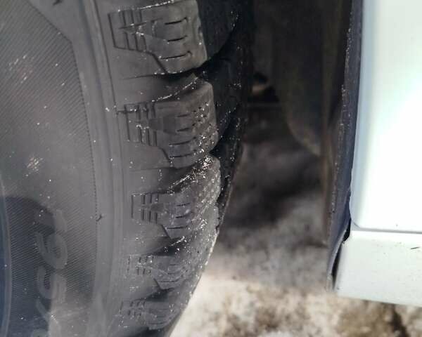 Белый Рено Меган, объемом двигателя 1.46 л и пробегом 253 тыс. км за 7500 $, фото 11 на Automoto.ua