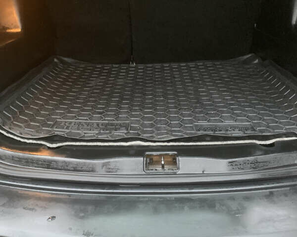 Белый Рено Меган, объемом двигателя 1.5 л и пробегом 255 тыс. км за 7200 $, фото 16 на Automoto.ua