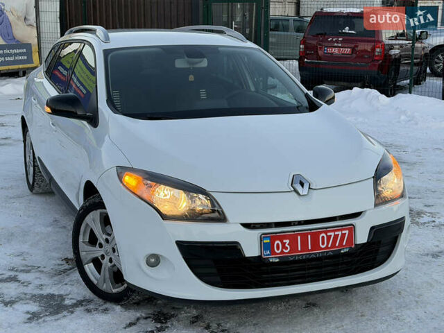 Білий Рено Меган, об'ємом двигуна 1.6 л та пробігом 202 тис. км за 7150 $, фото 12 на Automoto.ua