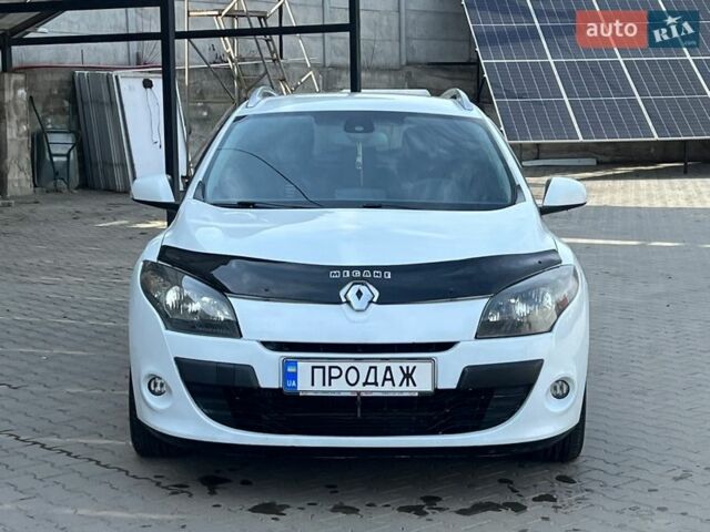 Білий Рено Меган, об'ємом двигуна 1.9 л та пробігом 280 тис. км за 5950 $, фото 1 на Automoto.ua