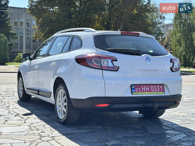 Белый Рено Меган, объемом двигателя 1.6 л и пробегом 259 тыс. км за 7700 $, фото 7 на Automoto.ua