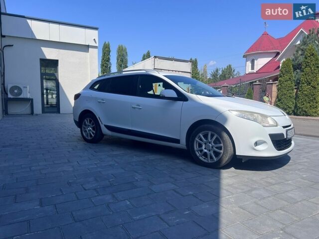Білий Рено Меган, об'ємом двигуна 1.46 л та пробігом 275 тис. км за 5700 $, фото 5 на Automoto.ua