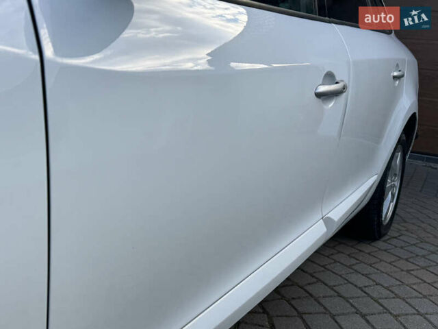 Белый Рено Меган, объемом двигателя 1.6 л и пробегом 238 тыс. км за 6450 $, фото 46 на Automoto.ua