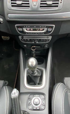 Білий Рено Меган, об'ємом двигуна 1.9 л та пробігом 230 тис. км за 7500 $, фото 11 на Automoto.ua