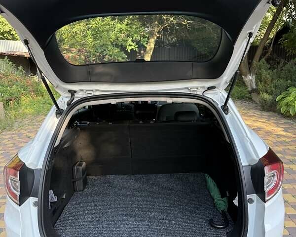 Білий Рено Меган, об'ємом двигуна 1.46 л та пробігом 156 тис. км за 7500 $, фото 23 на Automoto.ua