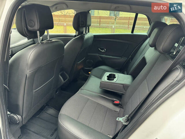 Белый Рено Меган, объемом двигателя 1.5 л и пробегом 201 тыс. км за 8750 $, фото 52 на Automoto.ua