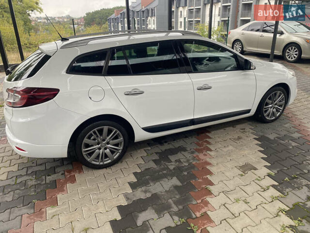 Белый Рено Меган, объемом двигателя 1.5 л и пробегом 150 тыс. км за 8500 $, фото 5 на Automoto.ua