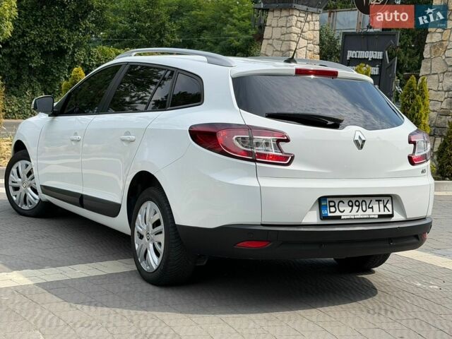 Білий Рено Меган, об'ємом двигуна 1.46 л та пробігом 286 тис. км за 5500 $, фото 9 на Automoto.ua