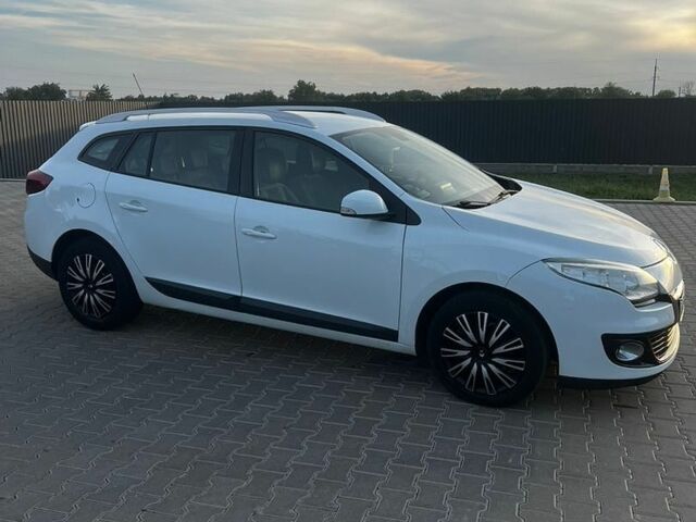 Білий Рено Меган, об'ємом двигуна 1.46 л та пробігом 320 тис. км за 6700 $, фото 3 на Automoto.ua