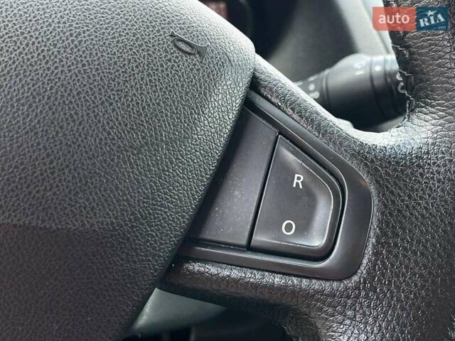 Белый Рено Меган, объемом двигателя 1.5 л и пробегом 195 тыс. км за 6490 $, фото 37 на Automoto.ua