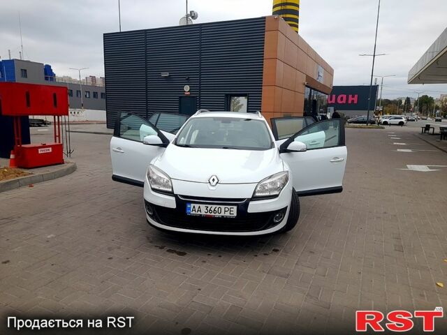Белый Рено Меган, объемом двигателя 1.5 л и пробегом 301 тыс. км за 7550 $, фото 5 на Automoto.ua