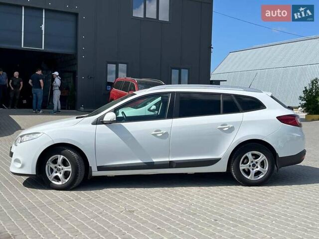 Белый Рено Меган, объемом двигателя 1.5 л и пробегом 195 тыс. км за 6490 $, фото 7 на Automoto.ua