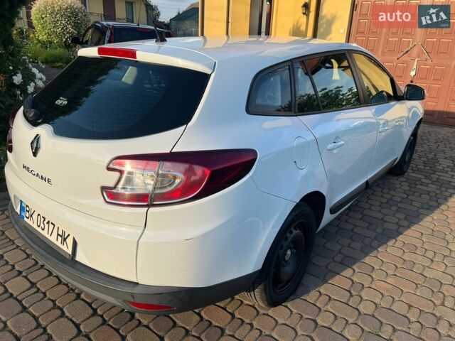 Білий Рено Меган, об'ємом двигуна 2 л та пробігом 256 тис. км за 5700 $, фото 3 на Automoto.ua