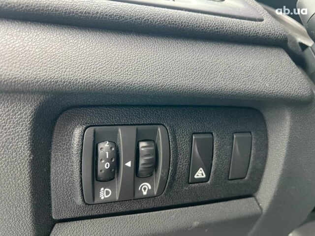 Білий Рено Меган, об'ємом двигуна 1.5 л та пробігом 240 тис. км за 8190 $, фото 18 на Automoto.ua