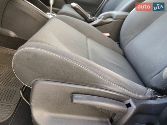 Белый Рено Меган, объемом двигателя 1.5 л и пробегом 250 тыс. км за 6999 $, фото 31 на Automoto.ua