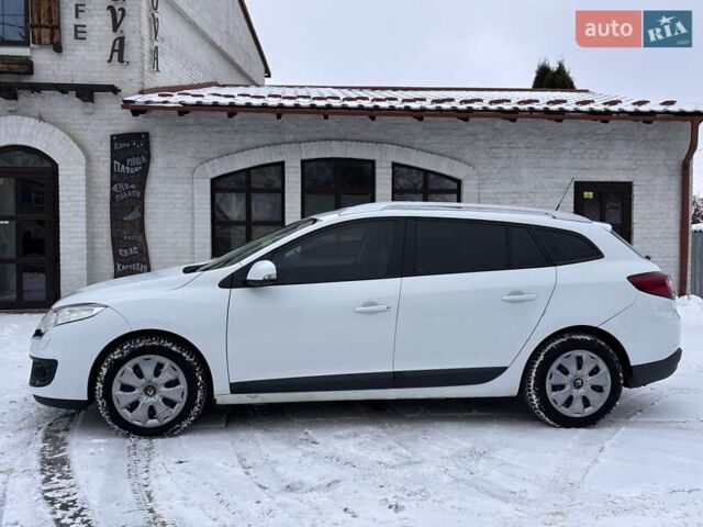 Білий Рено Меган, об'ємом двигуна 1.46 л та пробігом 265 тис. км за 6499 $, фото 7 на Automoto.ua