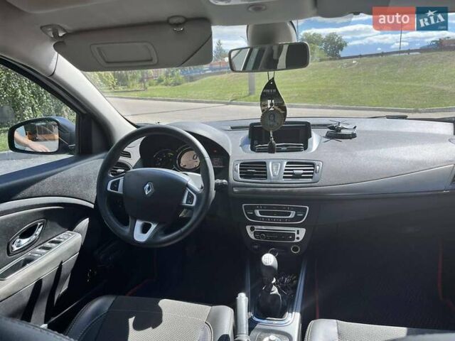 Білий Рено Меган, об'ємом двигуна 1.5 л та пробігом 280 тис. км за 6400 $, фото 8 на Automoto.ua