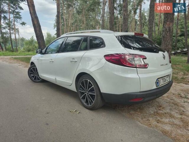 Белый Рено Меган, объемом двигателя 1.46 л и пробегом 270 тыс. км за 8900 $, фото 5 на Automoto.ua