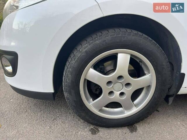 Белый Рено Меган, объемом двигателя 1.5 л и пробегом 310 тыс. км за 8300 $, фото 34 на Automoto.ua