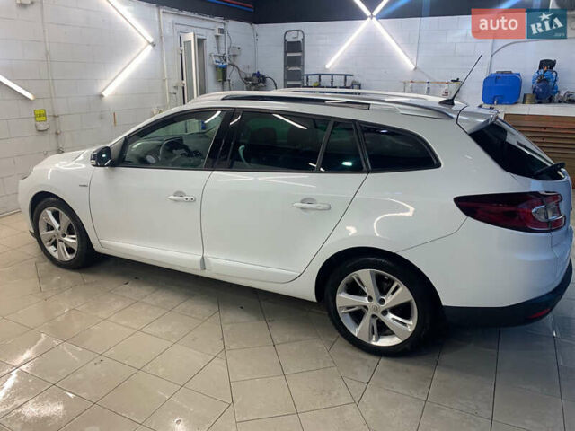 Білий Рено Меган, об'ємом двигуна 1.46 л та пробігом 269 тис. км за 8000 $, фото 11 на Automoto.ua