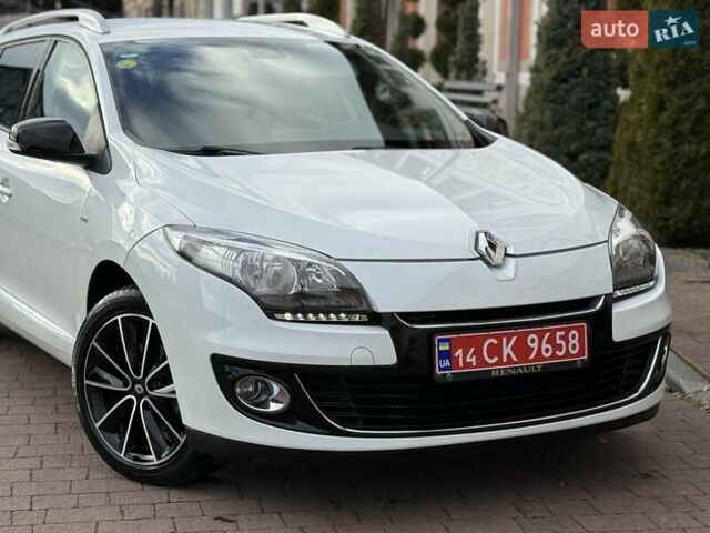 Білий Рено Меган, об'ємом двигуна 1.5 л та пробігом 228 тис. км за 8999 $, фото 4 на Automoto.ua