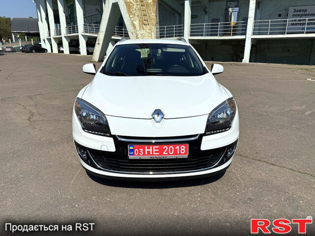 Белый Рено Меган, объемом двигателя 1.6 л и пробегом 180 тыс. км за 8900 $, фото 3 на Automoto.ua