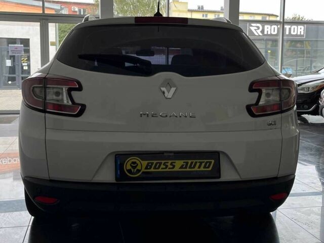 Белый Рено Меган, объемом двигателя 1.5 л и пробегом 256 тыс. км за 7350 $, фото 5 на Automoto.ua