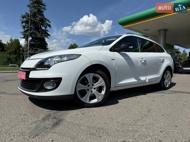 Белый Рено Меган, объемом двигателя 1.5 л и пробегом 225 тыс. км за 7699 $, фото 2 на Automoto.ua